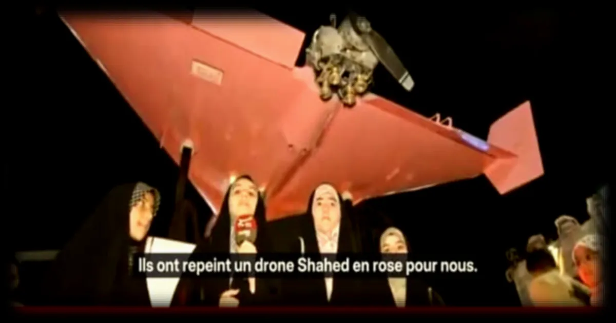 L'Iran diffuse des images de propagande avec des avions de combat roses