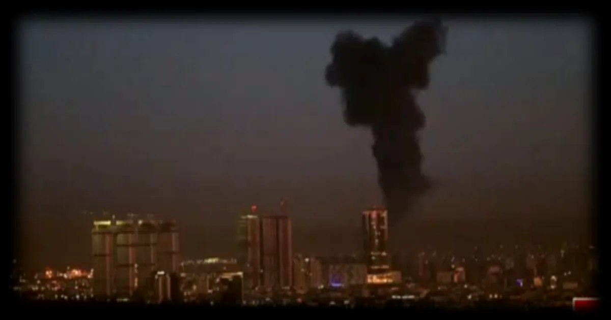 L'Iran mene des frappes sur les monarchies du golfe Persique, deux morts aux Émirats arabes unis