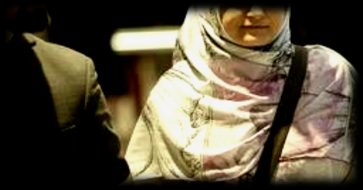 L'Iranienne Madineh Esfandiari assignée à résidence après sa condamnation