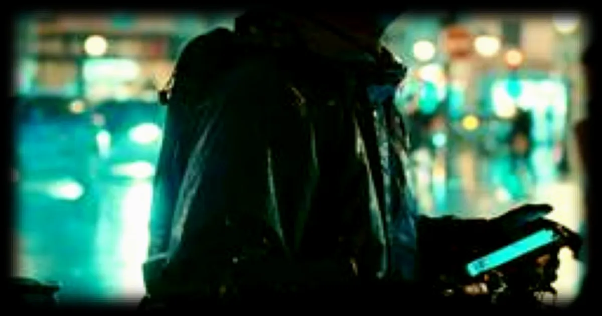 Livraisons de repas : des livreurs sous pression, plus de 60 heures par semaine pour des revenus précaires