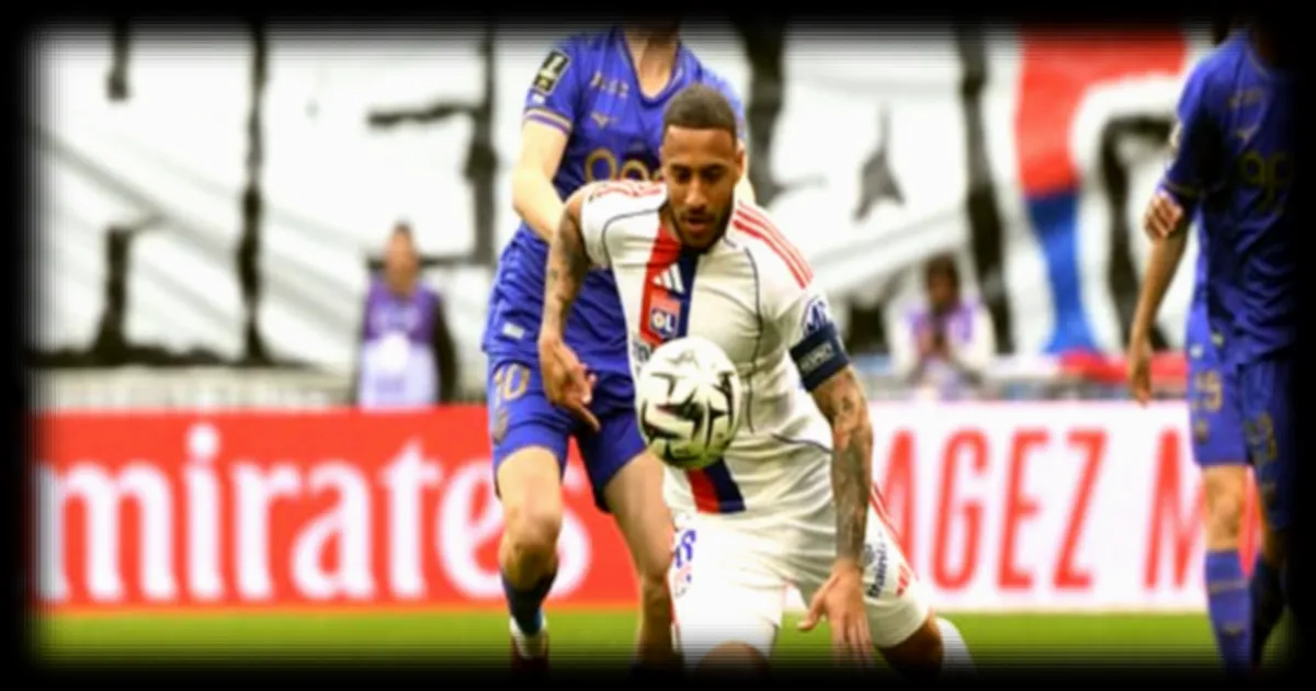 L'OL et Monaco se disputent une bataille intense lors de la 27e journée de la Ligue 1