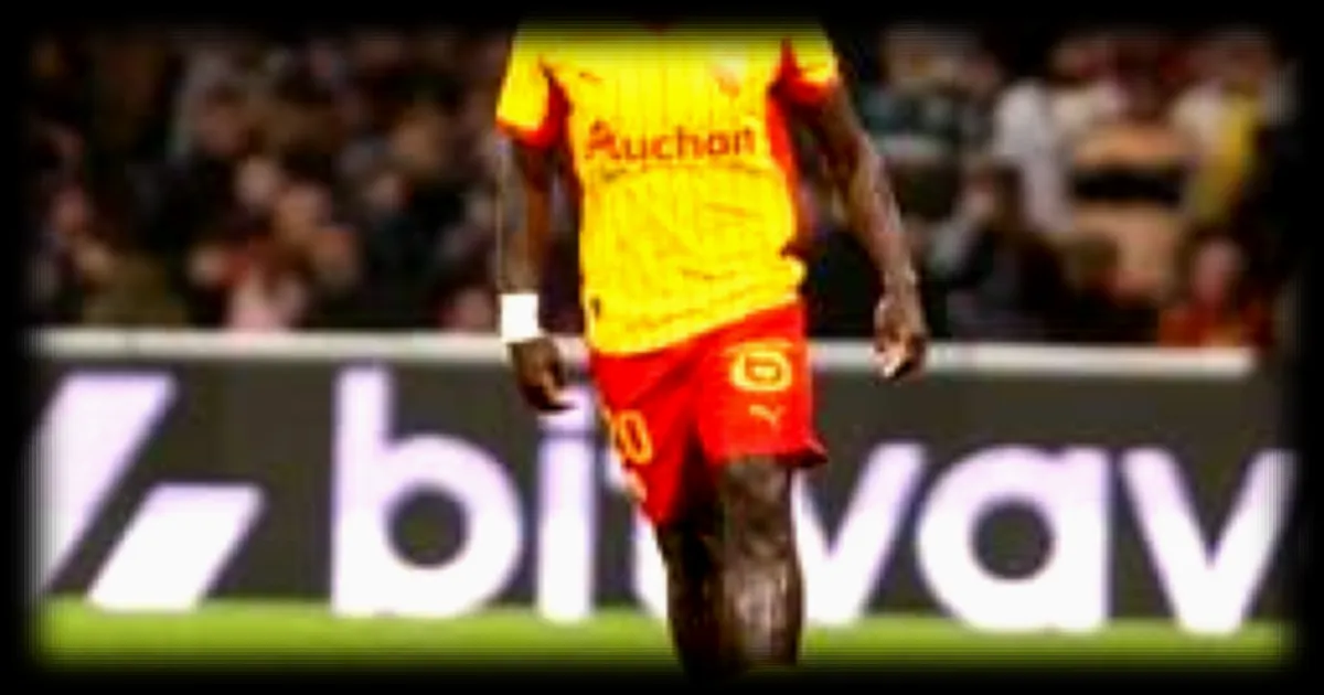 Malang Sarr, du RC Lens, pourrait rejoindre l'équipe nationale du Sénégal