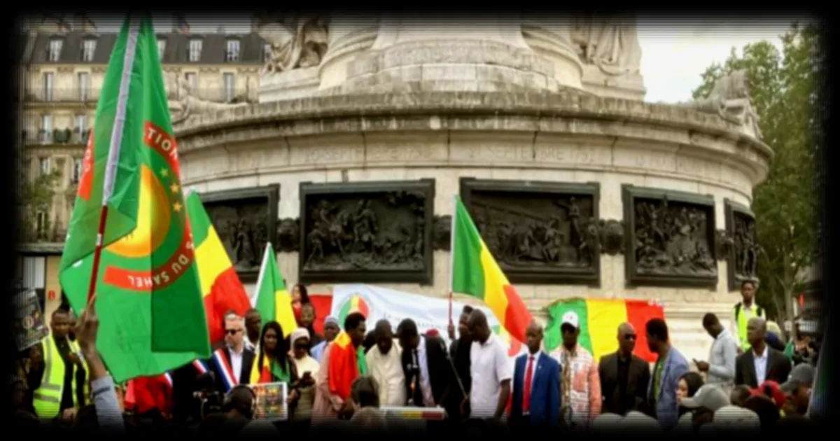 Mali : Rassemblement de soutien aux autorités de transition à Paris