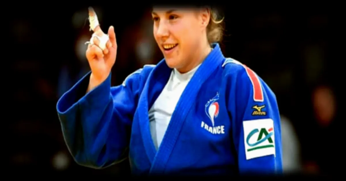 Manon Deketer : 'Je fais une bourde', le constat lucide de la judokate française après sa défaite en finale