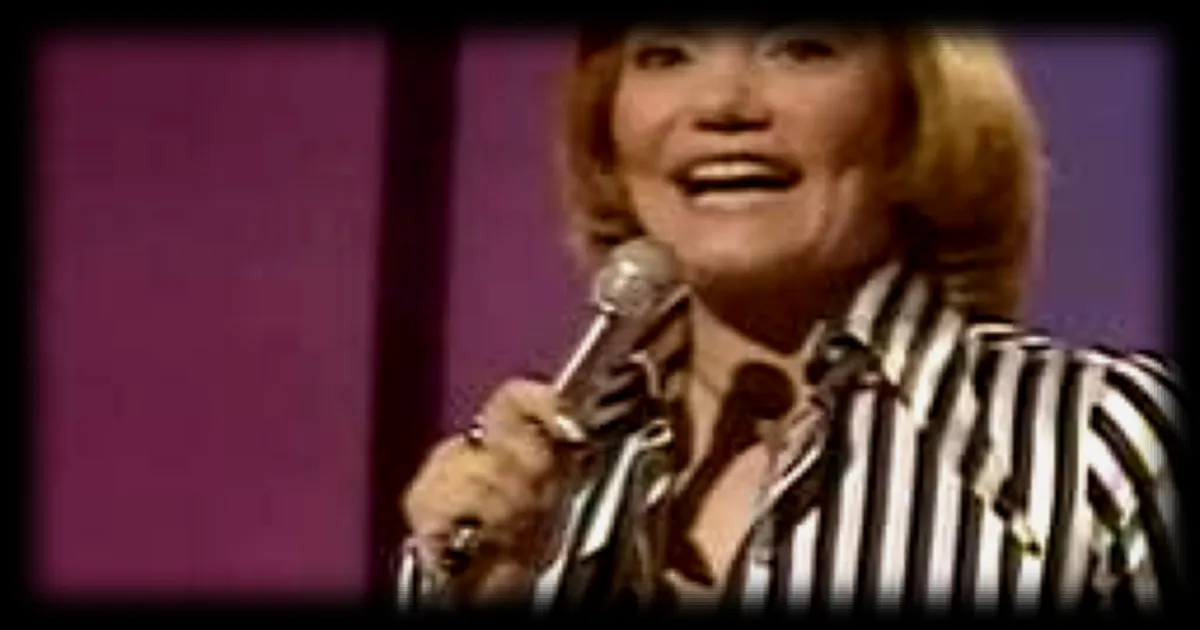 Marinella, star de la chanson grecque, décède à 87 ans