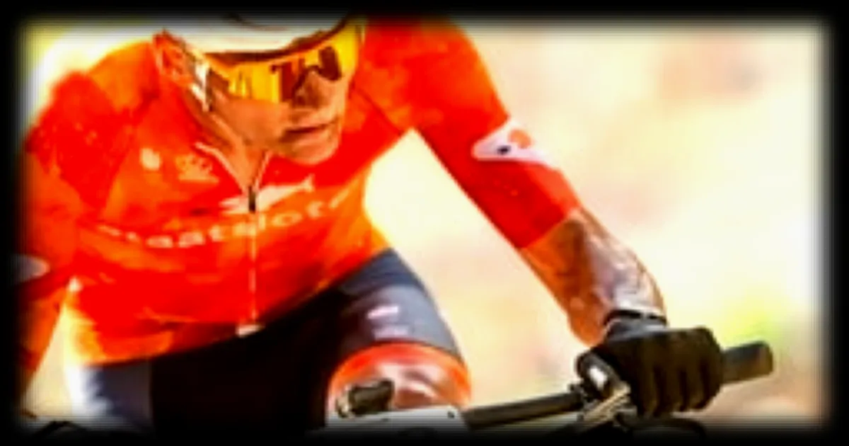 Mathieu van der Poel chute aux Championnats du monde de VTT à Val di Sole