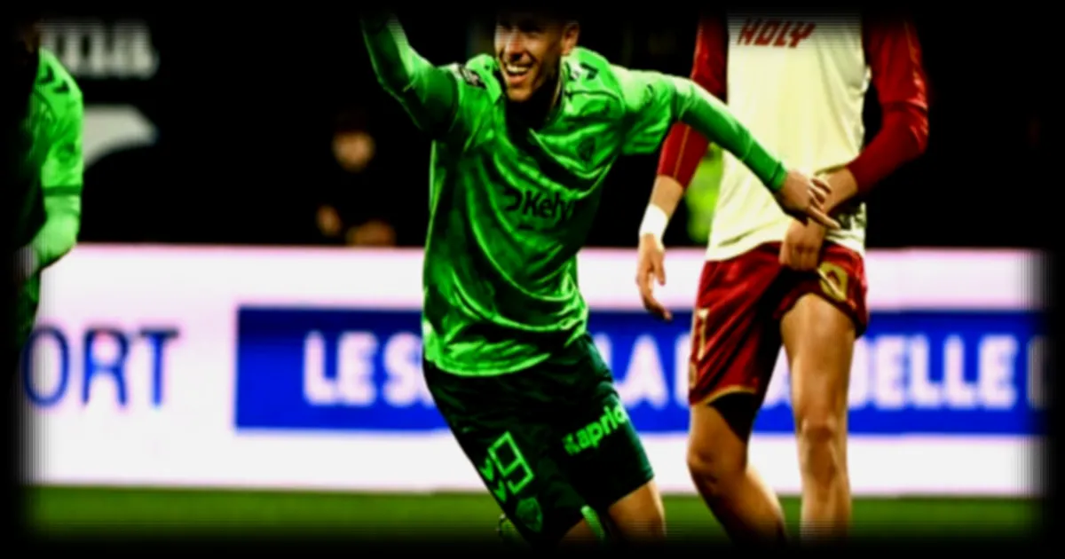 Mercato : Strasbourg s'intéresse à l'attaquant de Saint-Étienne Lucas Stassin