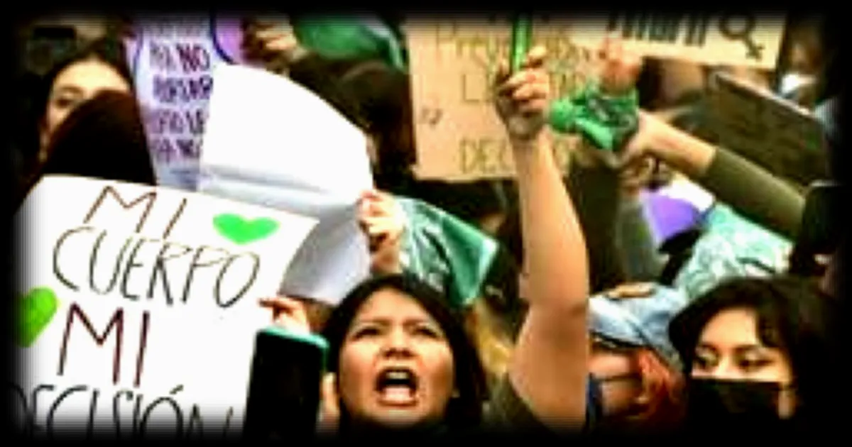 Mexique : un congrès conservateur sur la « masculinité » provoque l’indignation des féministes