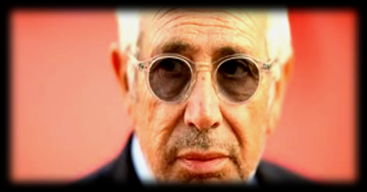 Michel Boujenah : l'argent et la famille au coeur de la comédie théâtrale sur l'héritage