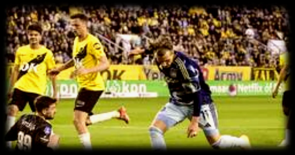 Mika Godts inscrit un but sensationnel avec l'Ajax en Eredivisie