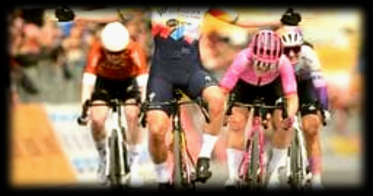 Milan-San Remo féminin 2026 : Lotte Kopecky s'impose malgré un scénario chaotique en descente