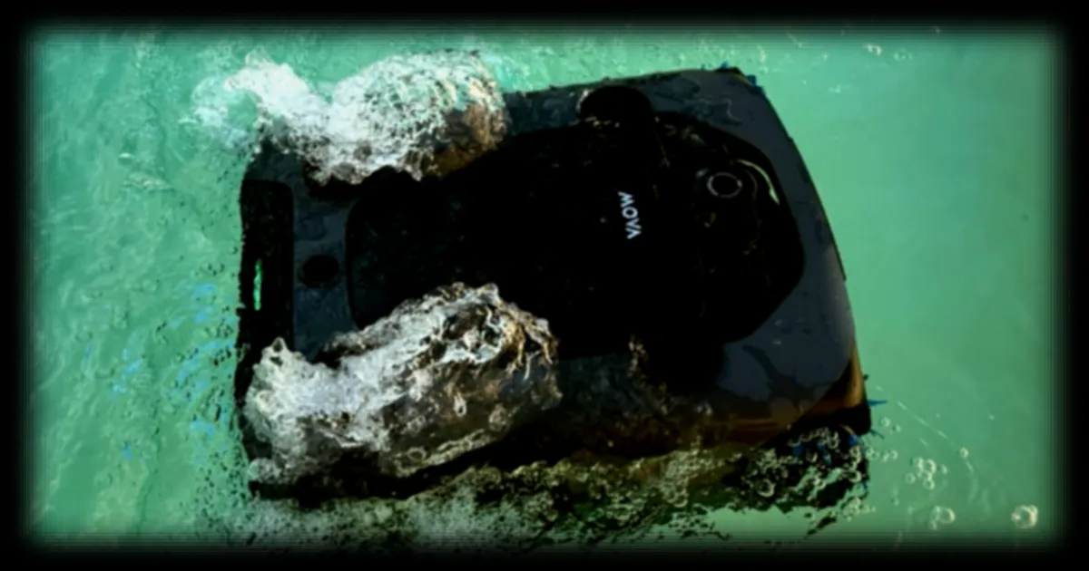 MOVA Rover X10 : ce robot piscine entend révolutionner l’entretien des bassins