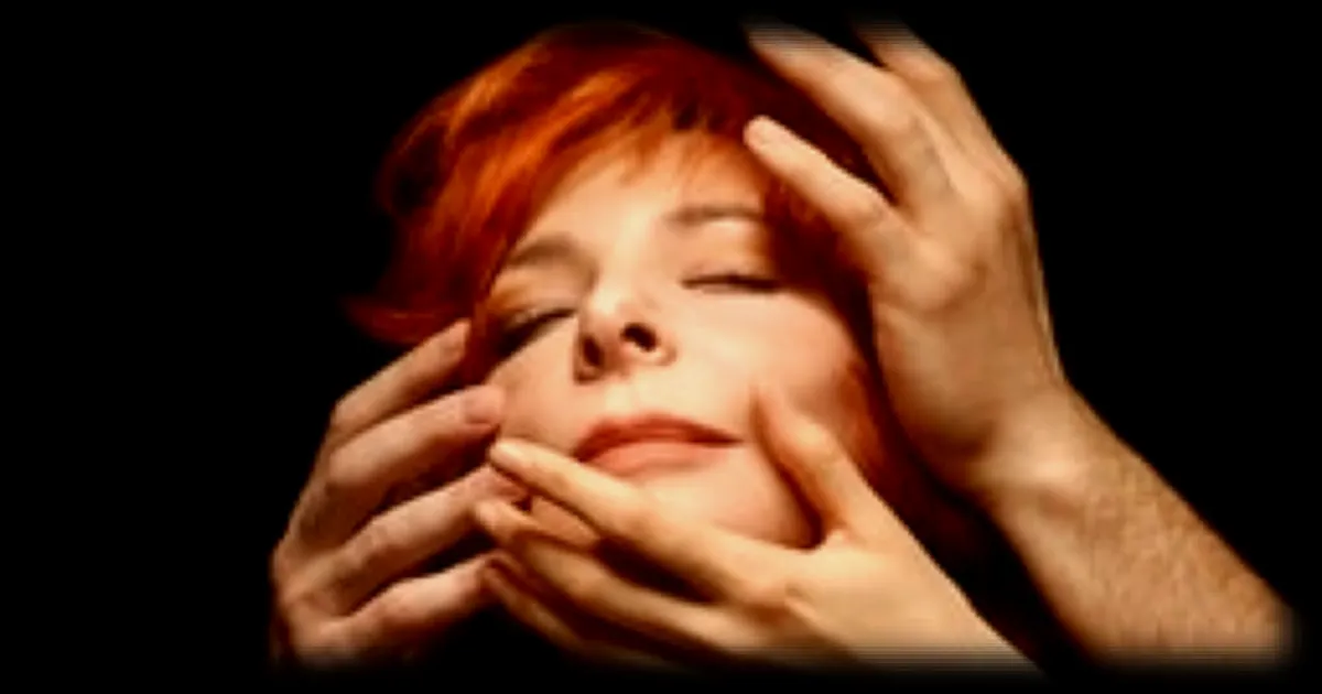 Mylène Farmer annonce la sortie de son 13e album studio pour octobre