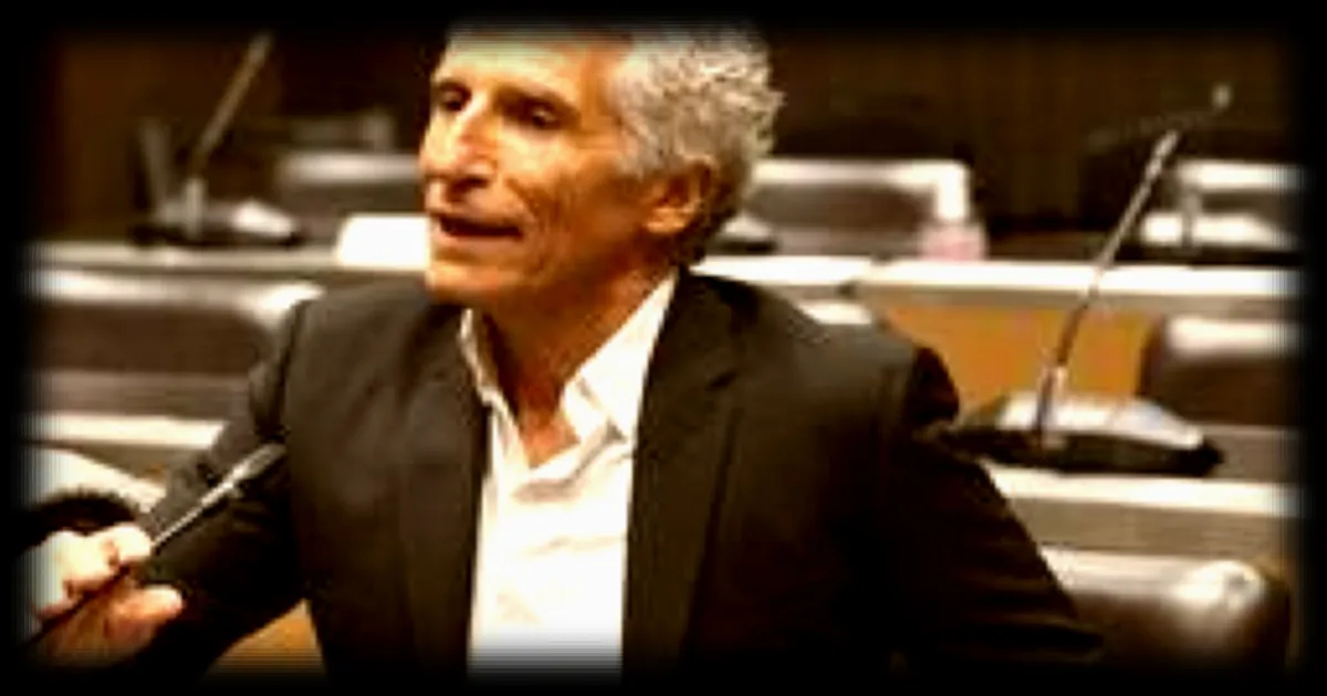 Nagui porte plainte contre Cyril Hanouna et le député Charles Alloncle