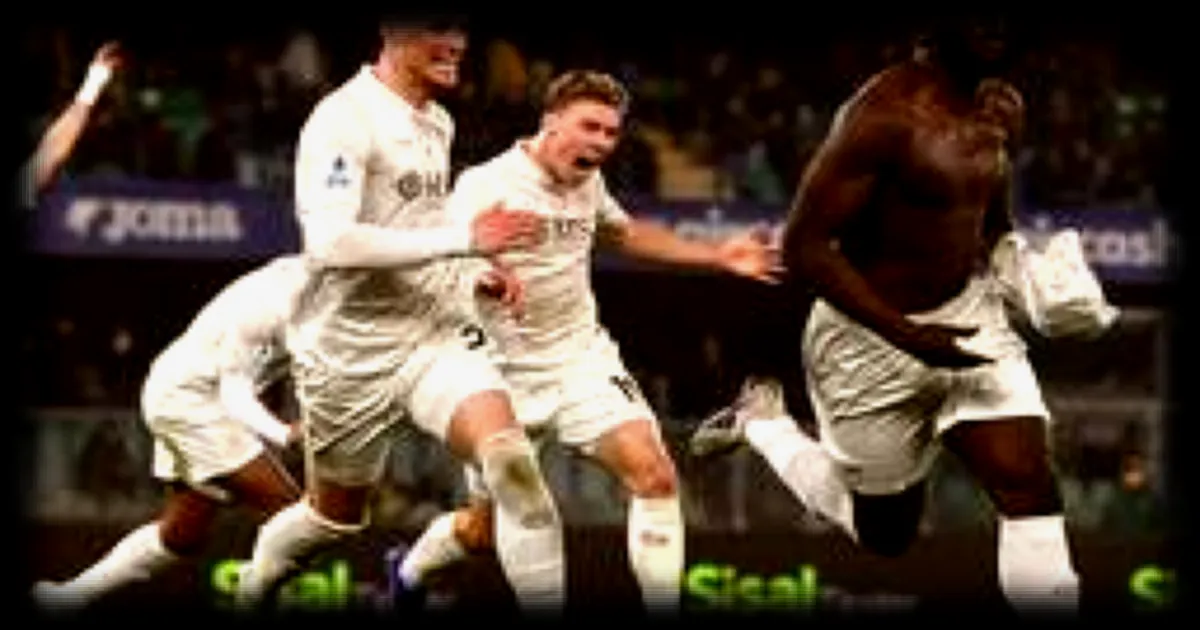 Naples remonte sur le podium de la Serie A après une victoire étroite face à l'Hellas Vérone