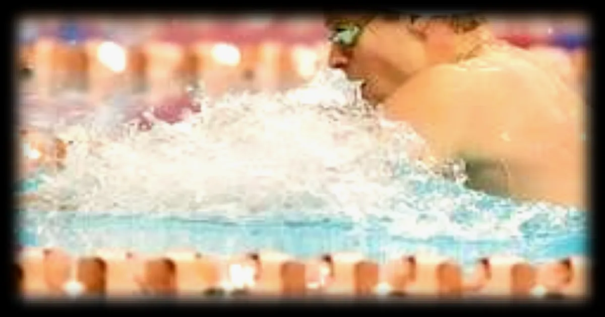 Natation : Léon Marchand réalise une performance exceptionnelle en remportant deux courses lors du Pro Swim Series de Westmont