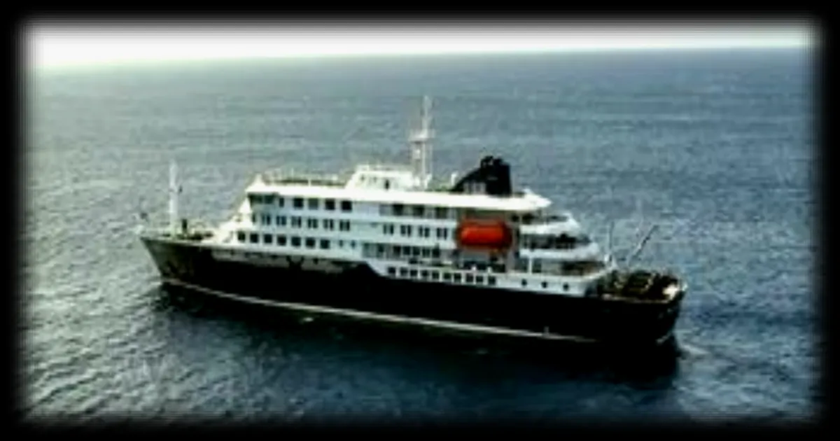 Navire de croisière bloqué au large du Cap-Vert après une épidémie à bord