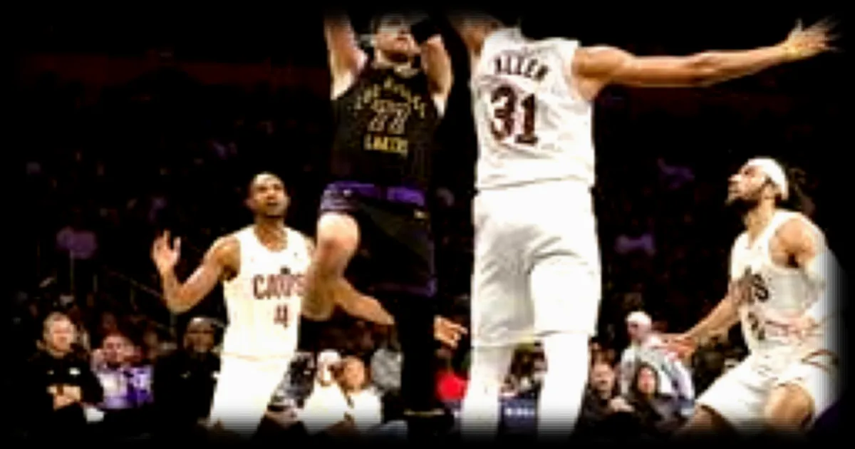 NBA : Luka Doncic mene les Lakers, Houston avance vers les playoffs - Résumé de la nuit du mardi 31 mars au mercredi 1er avril