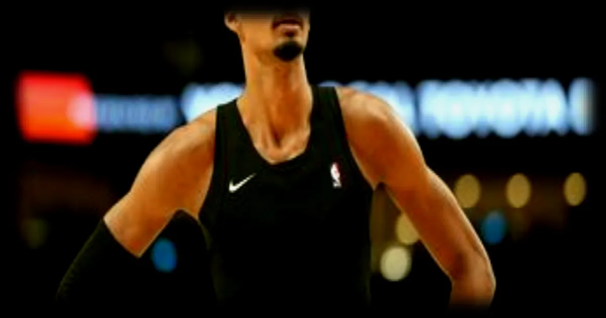 NBA : Victor Wembanyama absent lors du match 3 des playoffs, mais des progrès notables dans sa récupération