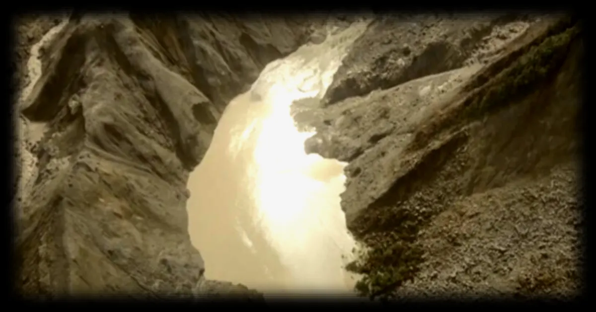 Népal-Tibet : un lac de barrage naturel se forme après des crues, une nouvelle menace plane sur les zones sinistrées
