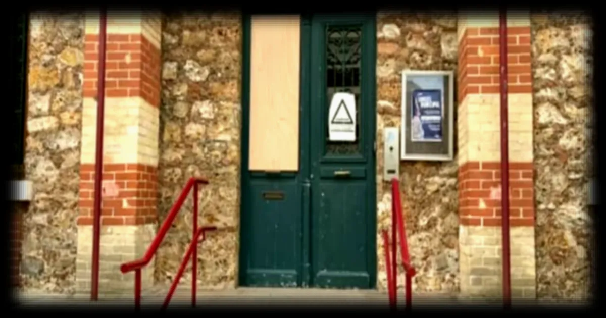 Neuf mineurs interpellés et placés en garde à vue suite au saccage de la mairie de Fresnes