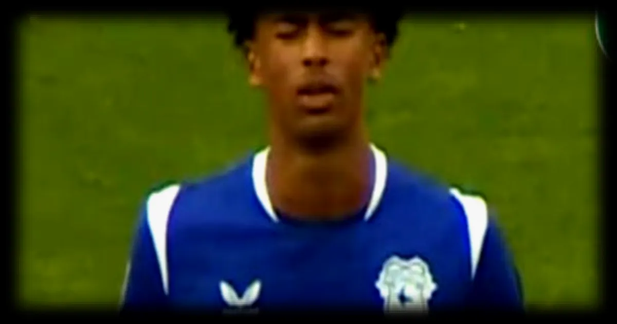 Noah Anyadike, 15 ans, bat le record de précocité en Carabao Cup avec Cardiff