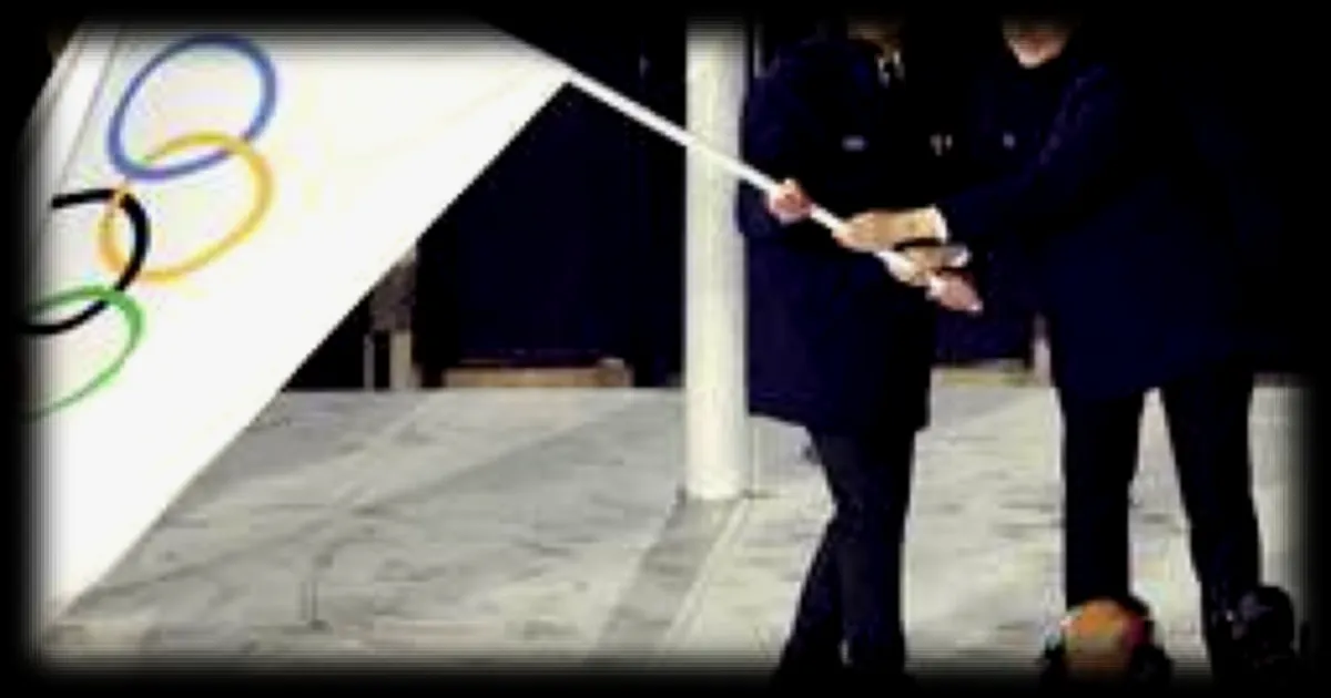 Passage de relais des Jeux olympiques 2026 de Milan-Cortina aux Alpes françaises pour les JO 2030