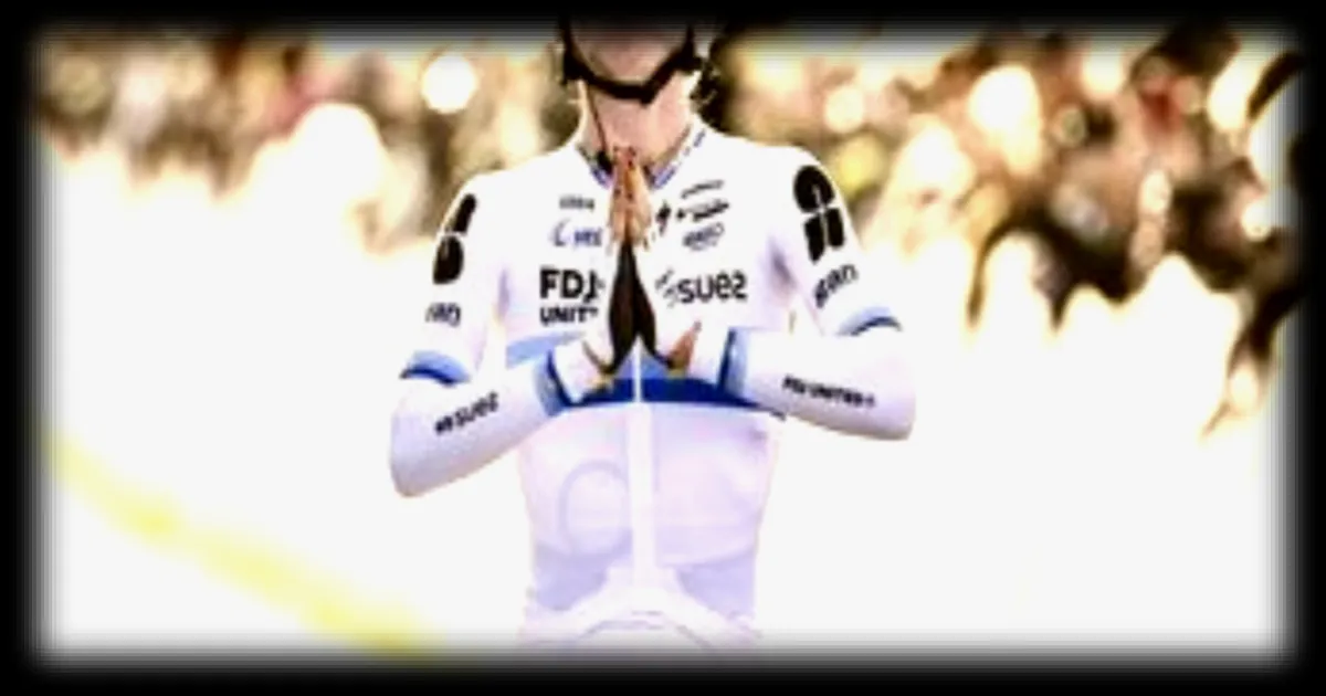 Pauline Ferrand-Prévot termine 2e du Tour des Flandres, remporté par Demi Vollering pour la première fois