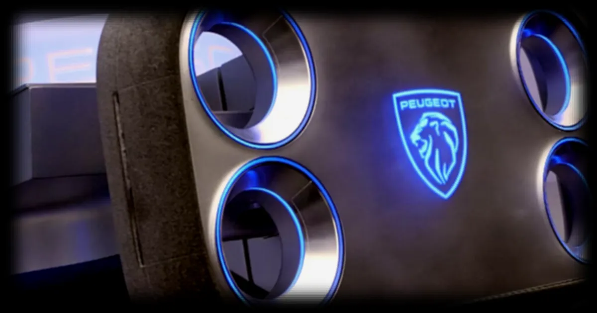 Peugeot abandonne le volant rond avec son nouveau système Hypersquare sur la 208