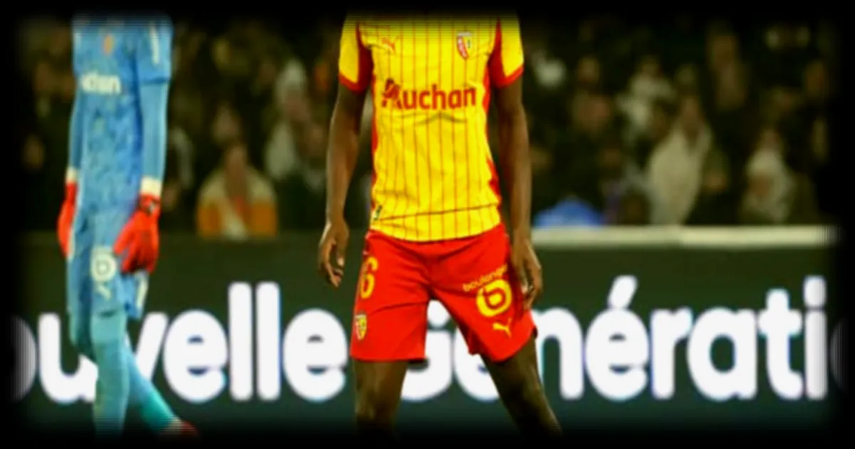 Pierre Sage de Lens désabusé par la prolongation de l'absence de Samson Baidoo