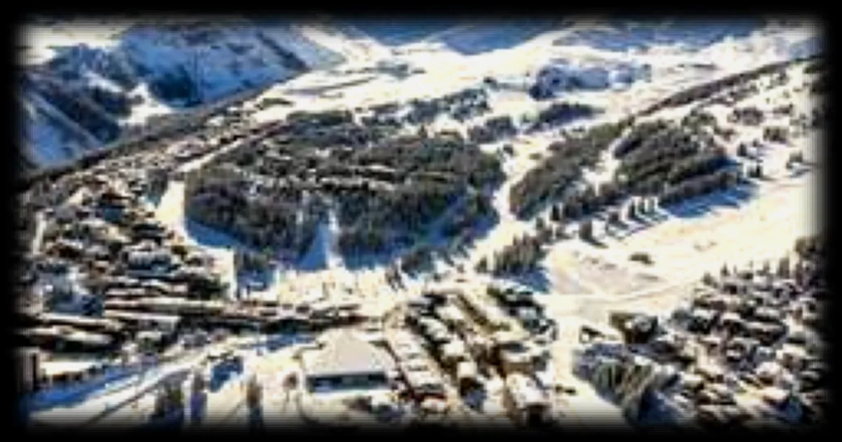 Plus de 100 km de lignes moyenne tension enterrées : un chantier colossal achevé dans les Alpes