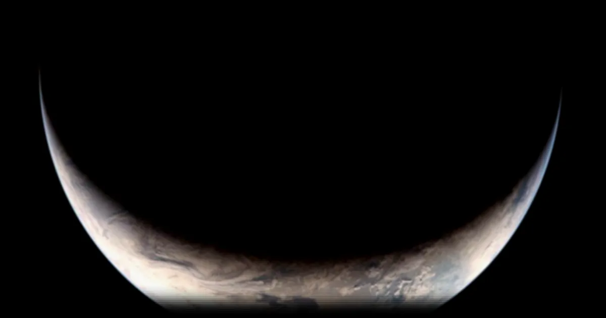 Pourquoi aucune trace de debris spatiaux n'est visible sur les photos de l'équipage d'Artemis II ?