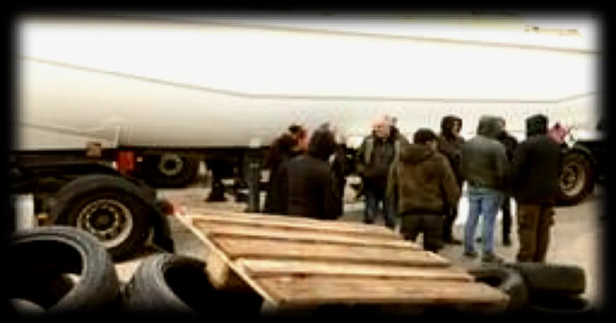 Prix des carburants : les dépôts pétroliers bloqués en Corse par des gérants indépendants de stations-service