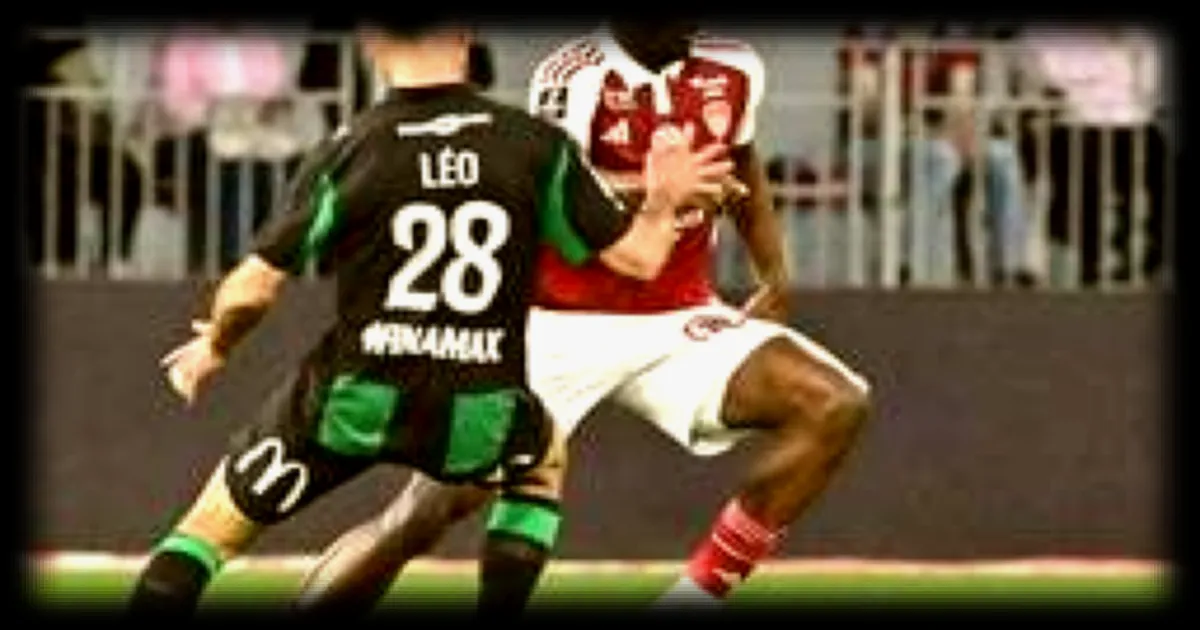 PSG-Brest : Soumaïla Coulibaly forfait pour fracture de fatigue, Ludovic Ajorque incertain