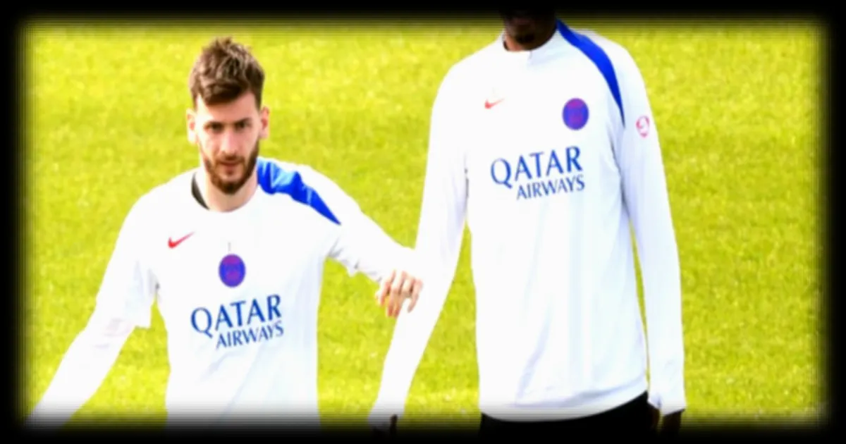 PSG-Majorque : Kvaratskhelia et Pacho titulaires, 15 jeunes du centre de formation alignés pour le premier amical