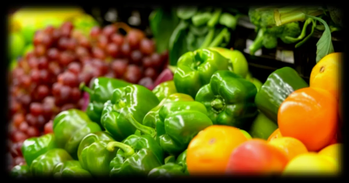 Quatre grands supermarchés poursuivis pour pratiques commerciales trompeuses concernant l'origine des fruits et légumes