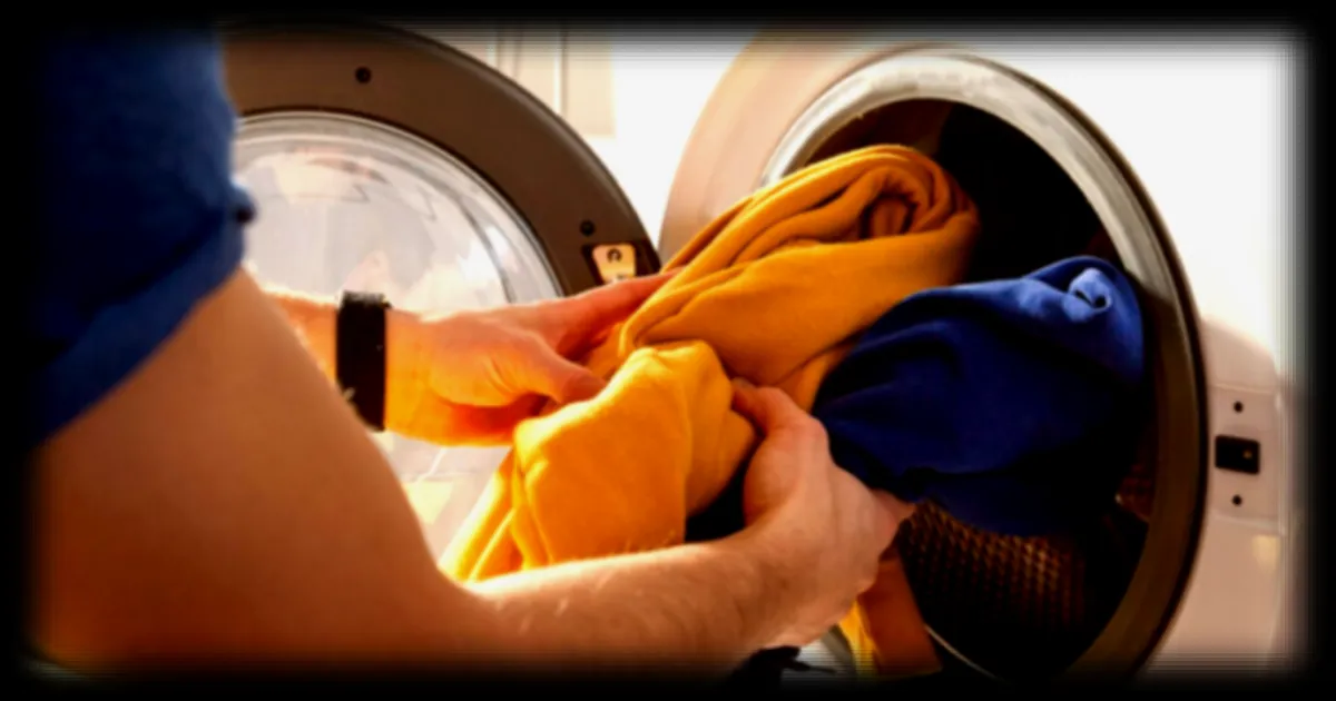 Quelle est la fréquence recommandée pour laver ses vêtements selon l'ADEME ?