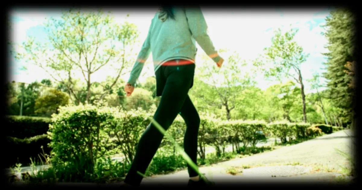 Quelle est la meilleure option entre la marche en pente et la course pour la santé de votre cœur ? Explications d'un médecin