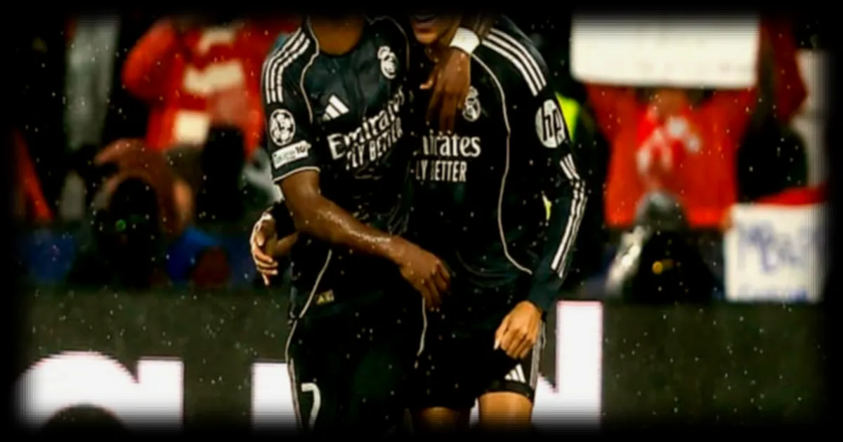 Real Madrid : tensions au vestiaire, l'entourage de Mbappé pointe du doigt Vinicius selon la presse espagnole