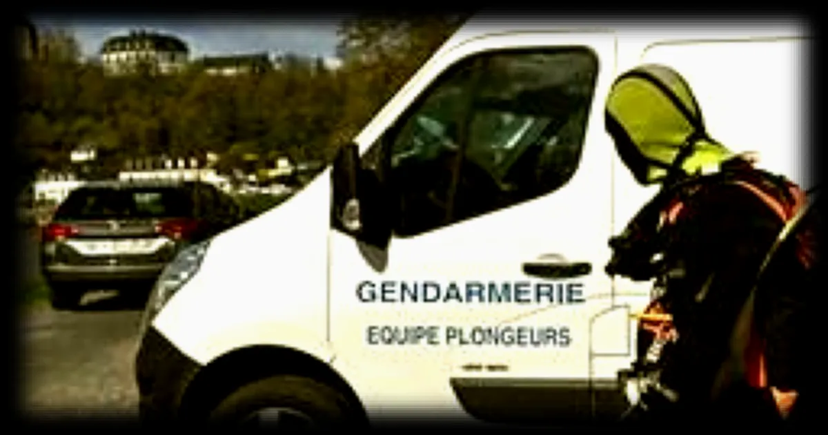 Recherches en Bretagne : les plongeurs appliquent des méthodes archéologiques pour retrouver François Ferreira