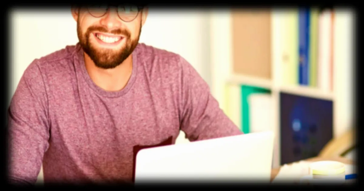 RED by SFR vs Sosh : Comparaison des Offres Box Fibre pour Trouver le Meilleur Deal