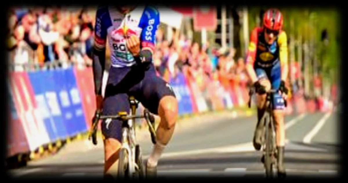 Remco Evenepoel remporte l'Amstel Gold Race 2026 après sa victoire au sprint face à Mattias Skjelmose