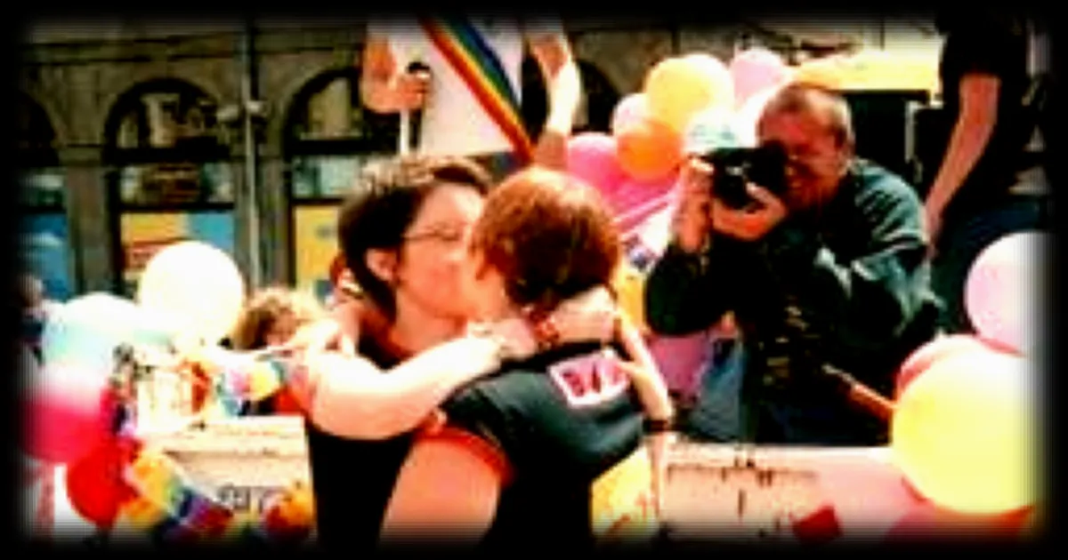 Rennes, pionnière de la marche des fiertés gay et lesbienne en France