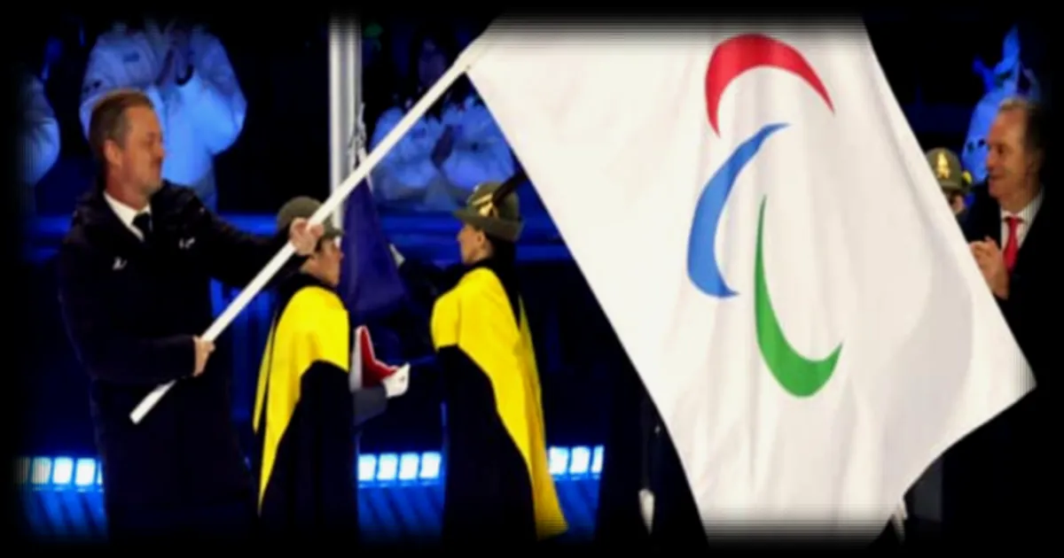 Retour triomphal des Bleus paralympiques et du drapeau paralympique de Cortina célébré à Chamrousse