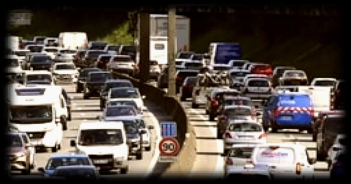 Retours de vacances : un pic de bouchons enregistré à la mi-journée