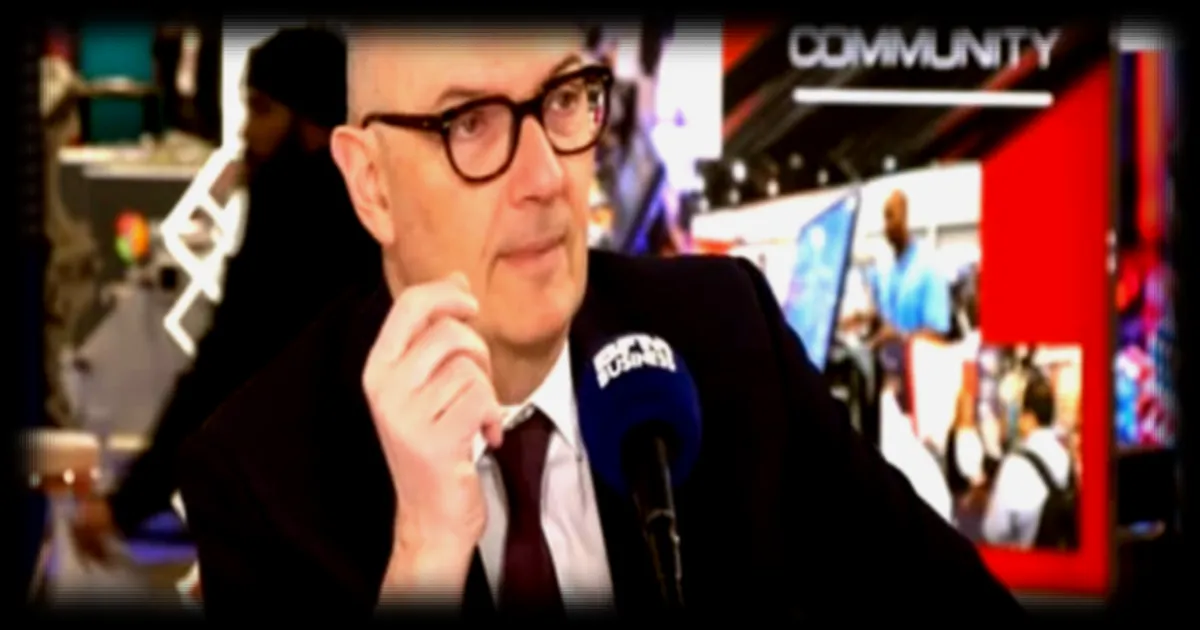 Roland Lescure envisage d'intensifier les aides en cas de persistance des prix des carburants, mais exclut de subventionner l'essence