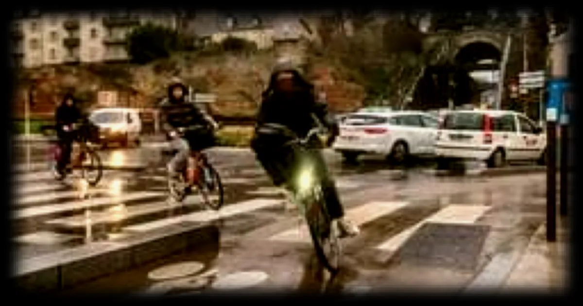 Rouler à vélo en état d'ébriété : quelles sanctions encourt-on selon la loi ?