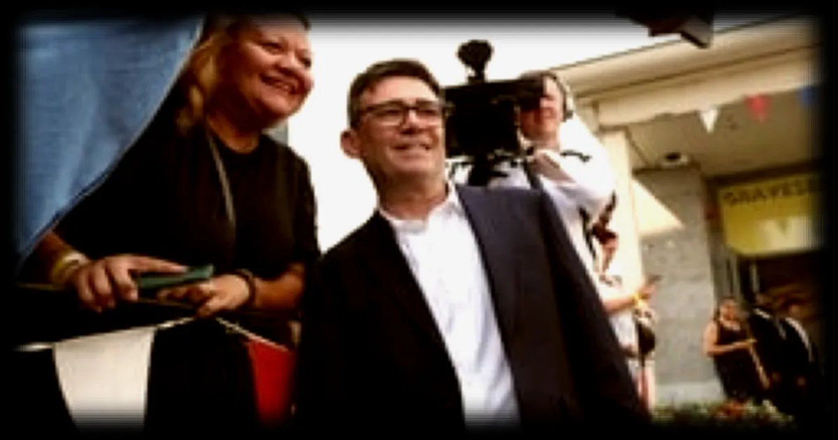 Royaume-Uni : Andy Burnham promet d'être « authentiquement travailliste »