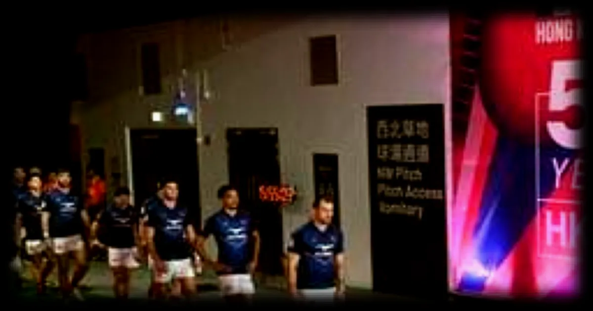Rugby à VII : les équipes de France se manquent lors de la première étape à Hong Kong