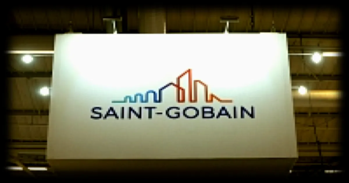 Saint-Gobain résiste au mauvais temps en 2026 : un premier trimestre moins mauvais que prévu malgré des intempéries historiques